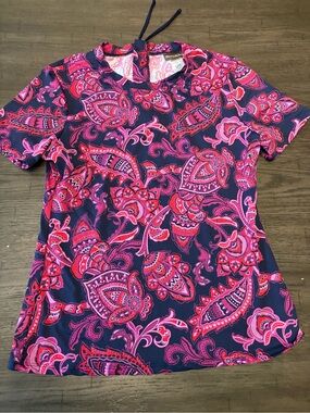Tommy Bahama Swim Top Pink and Navy Paisley Short Sleeve Tee